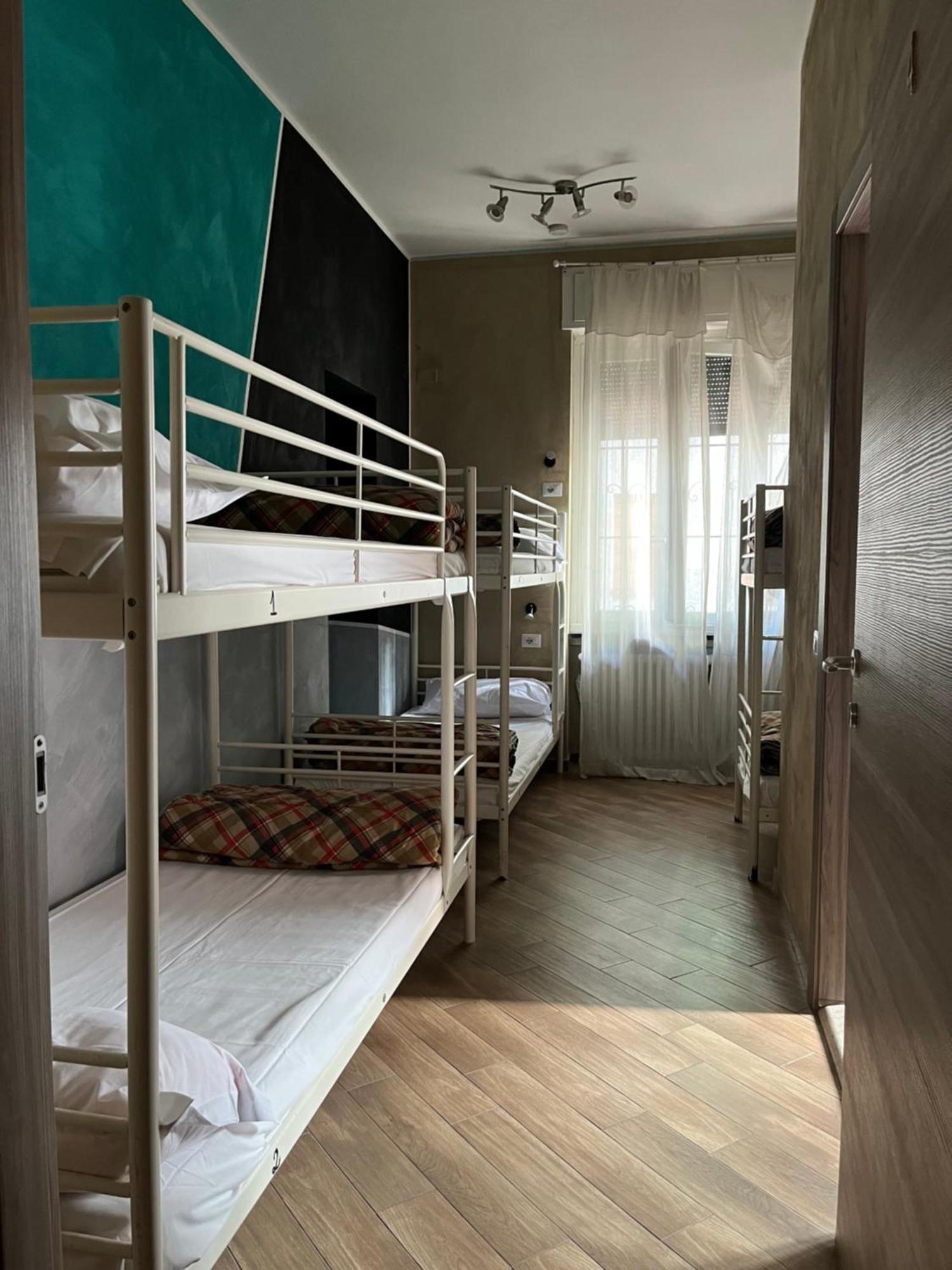 Gloria Hostel Milan