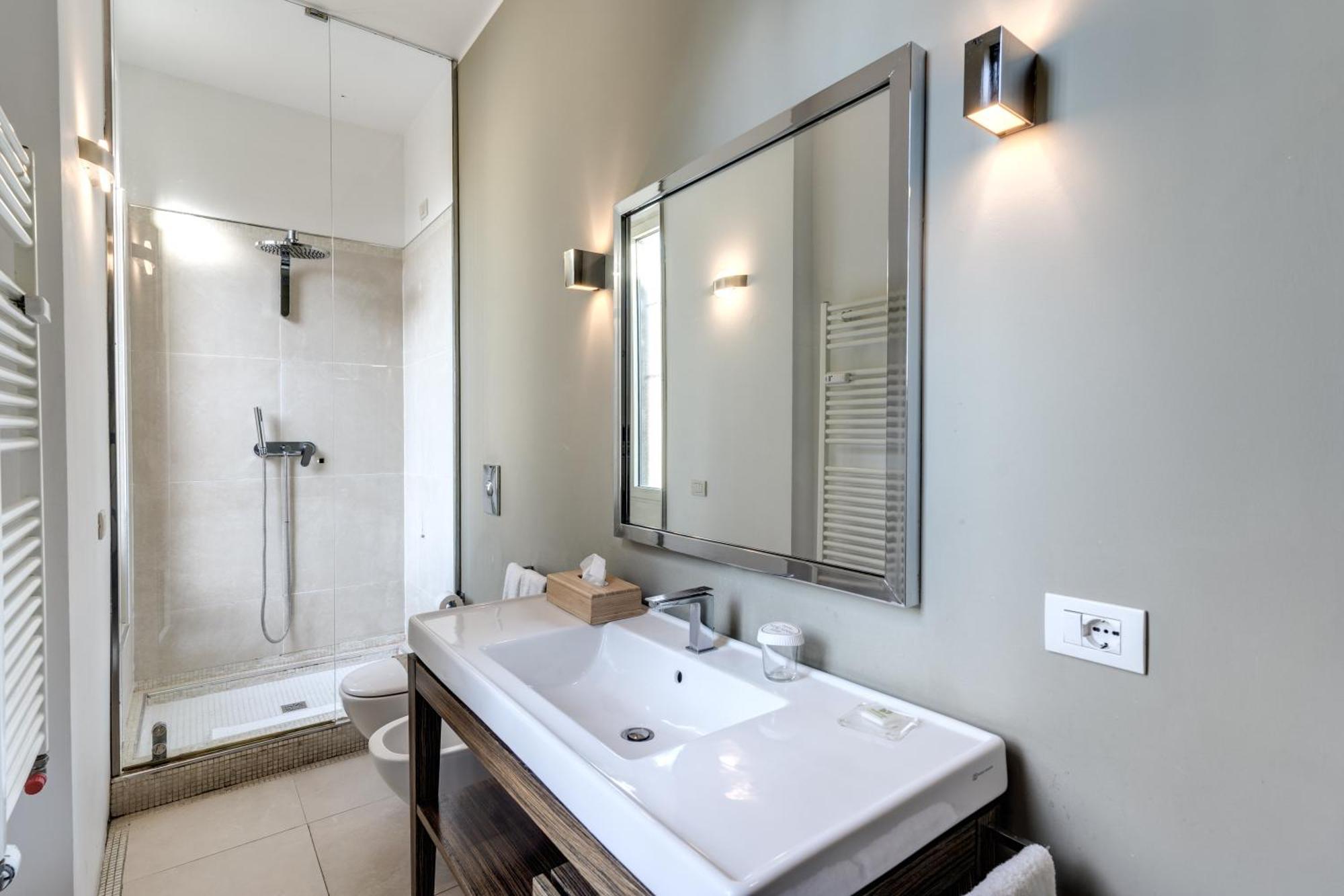 Apartment Santa Tecla Milan