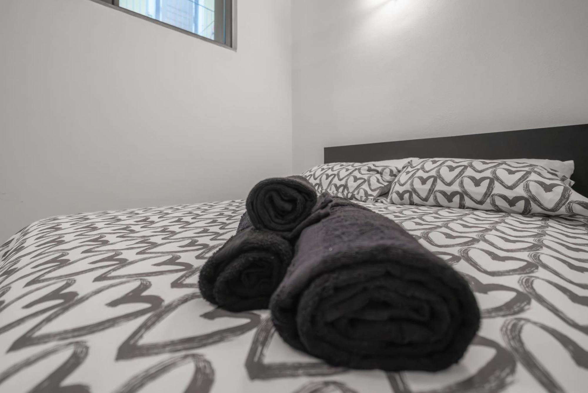Throat House Apartment