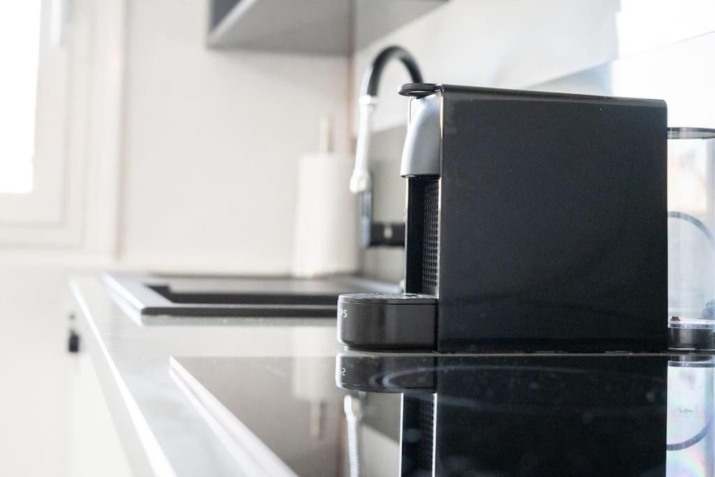 Apartment Grazioso In Bicocca Con Ac E Wi-fi