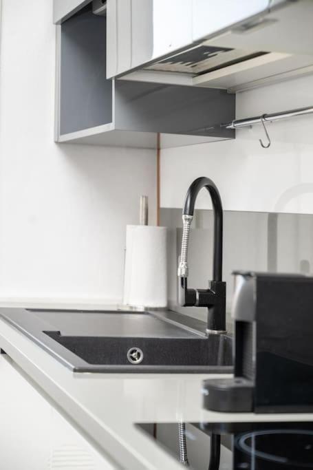 Grazioso In Bicocca Con Ac E Wi-fi