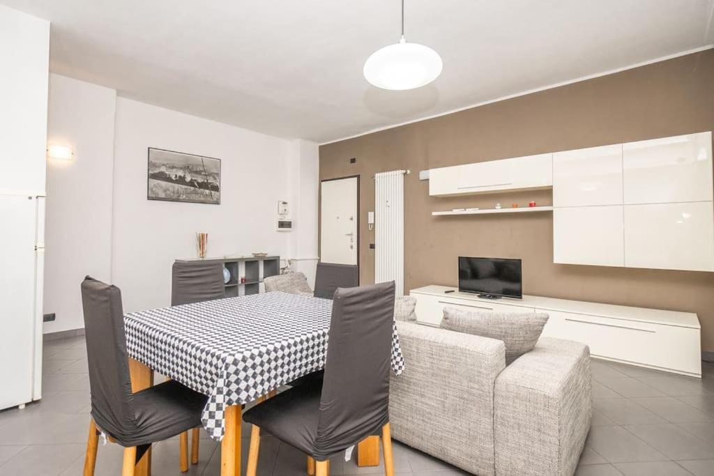 Apartment Grazioso In Bicocca Con Ac E Wi-fi *