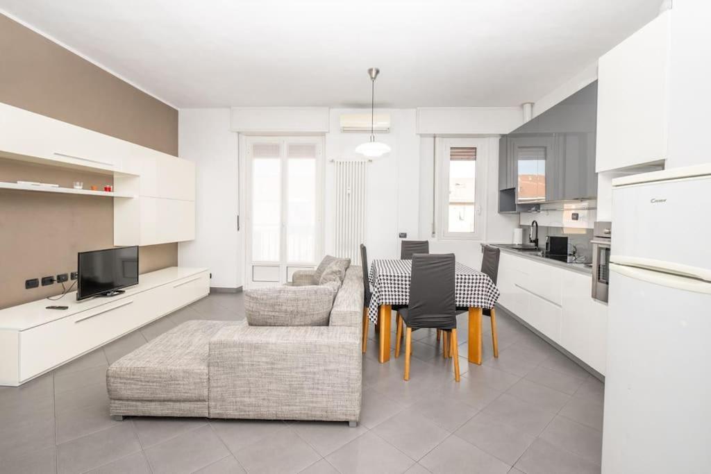 Grazioso In Bicocca Con Ac E Wi-fi Apartment *