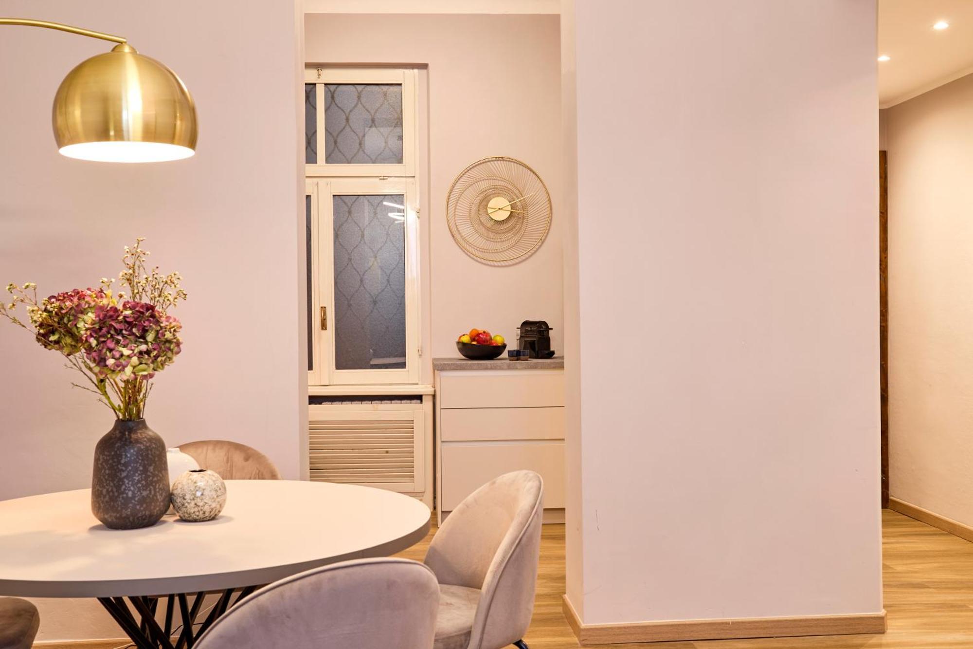 Apartment Retreats Porta Venezia Milan