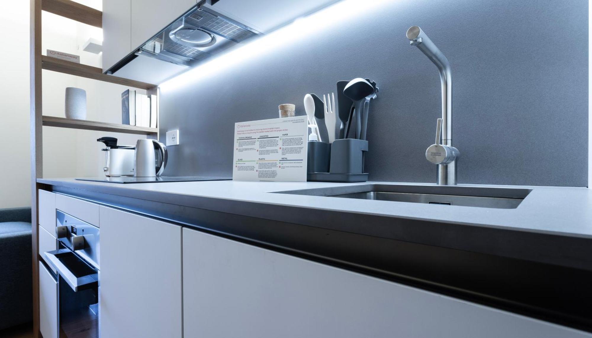 Apartment Italianway - Cecchi 18 Milan