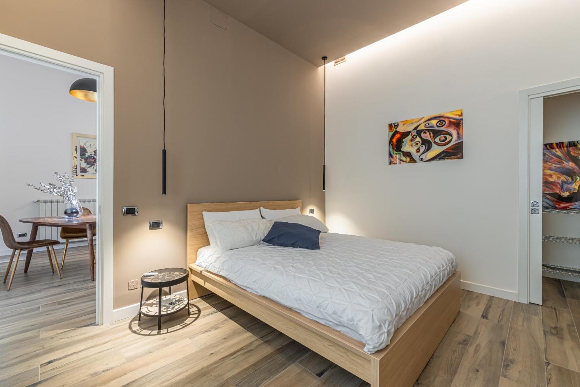Luxury Apt In City Life Apartment *
