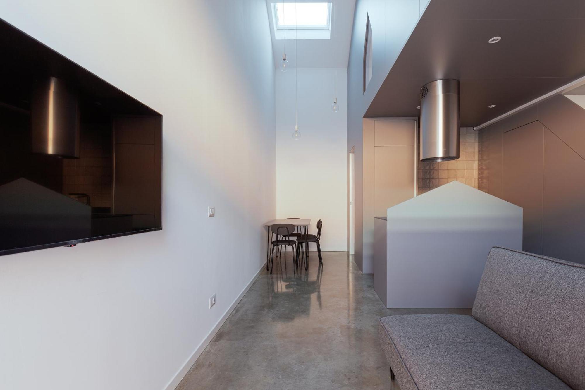 - 800 M Far From Lancetti Station Apartamento *