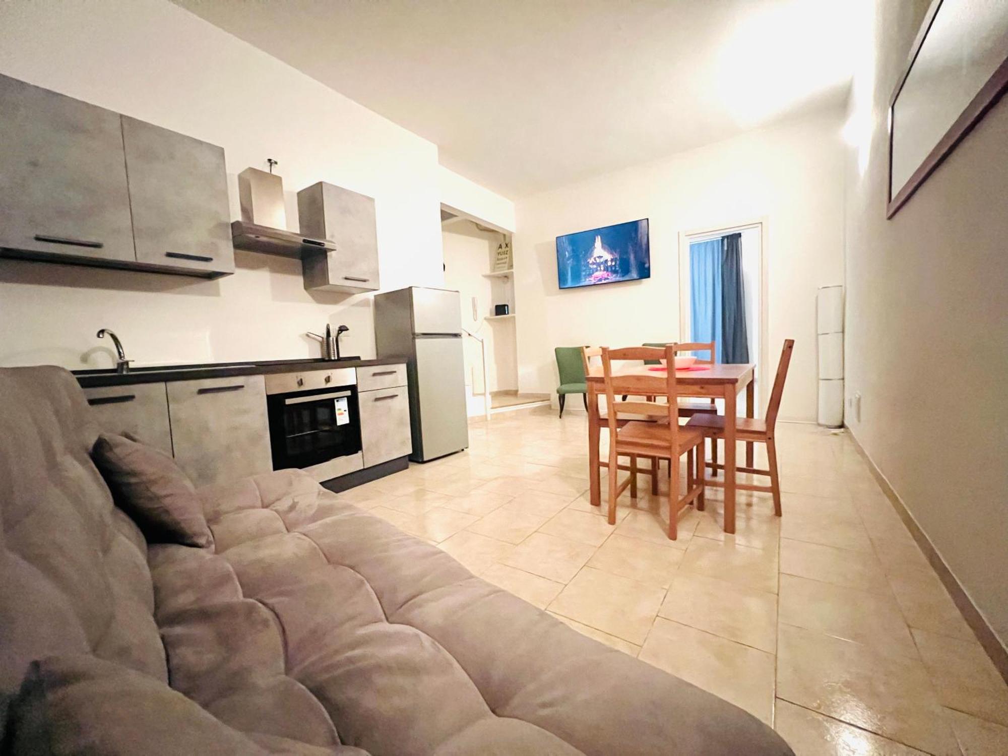 Apartment Very Close To The Red Metro Milan