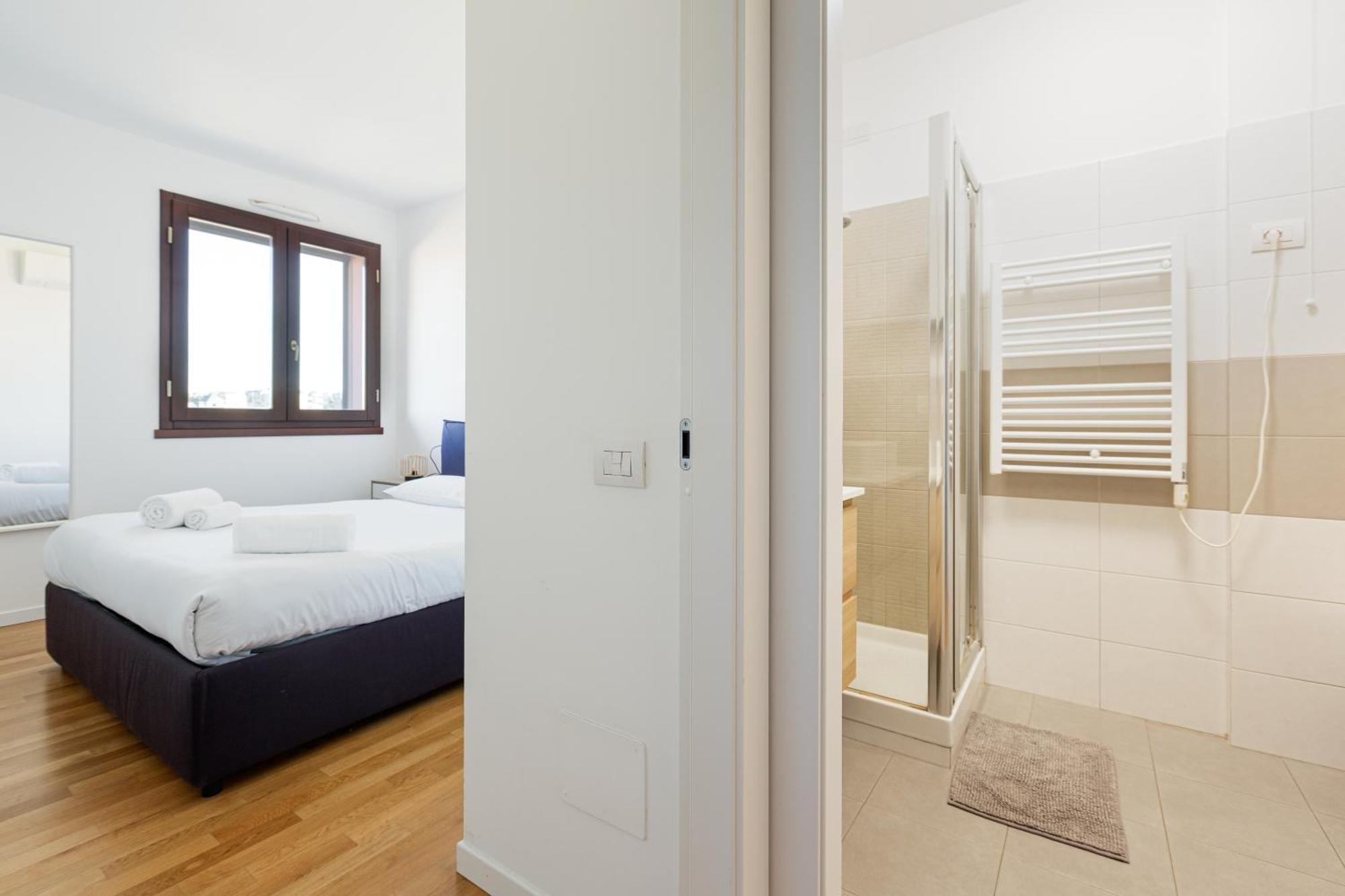 Sweet - With Balcony Apartment *