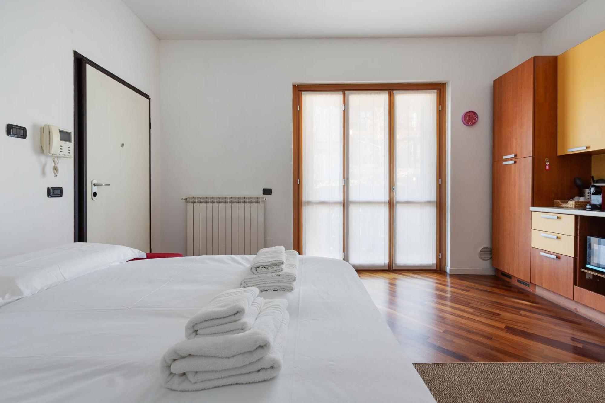 Comfy Only 900m From Affori Fn Station! * Milan
