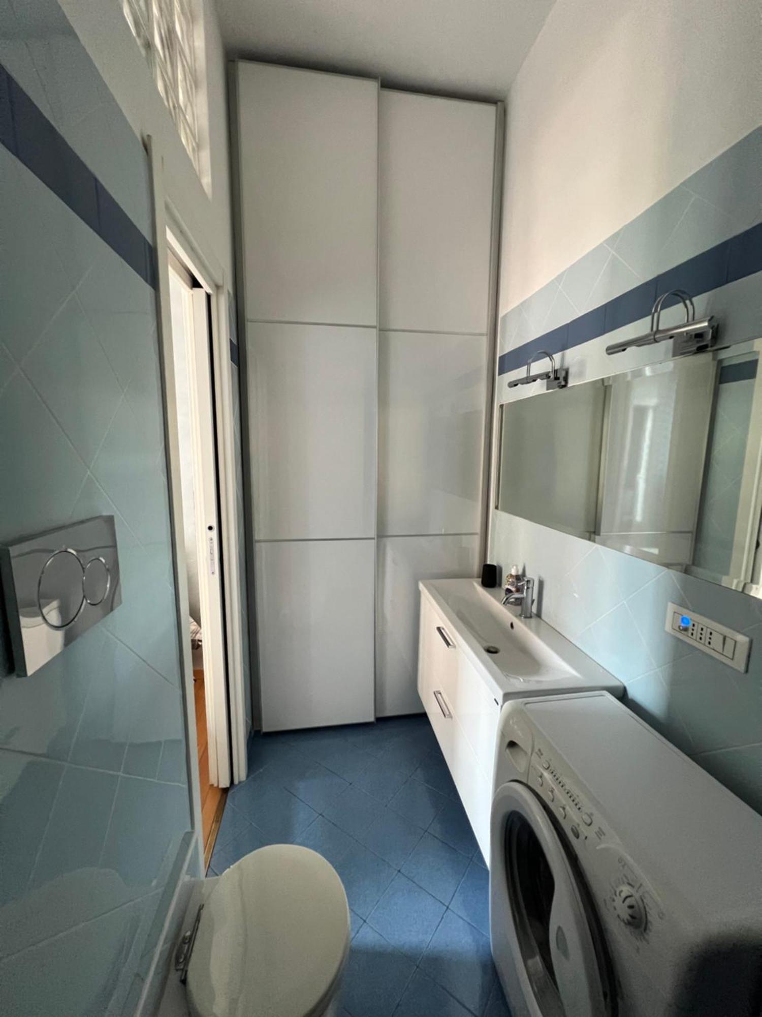 Confortevole Zona Bocconi-porta Romana Apartamento