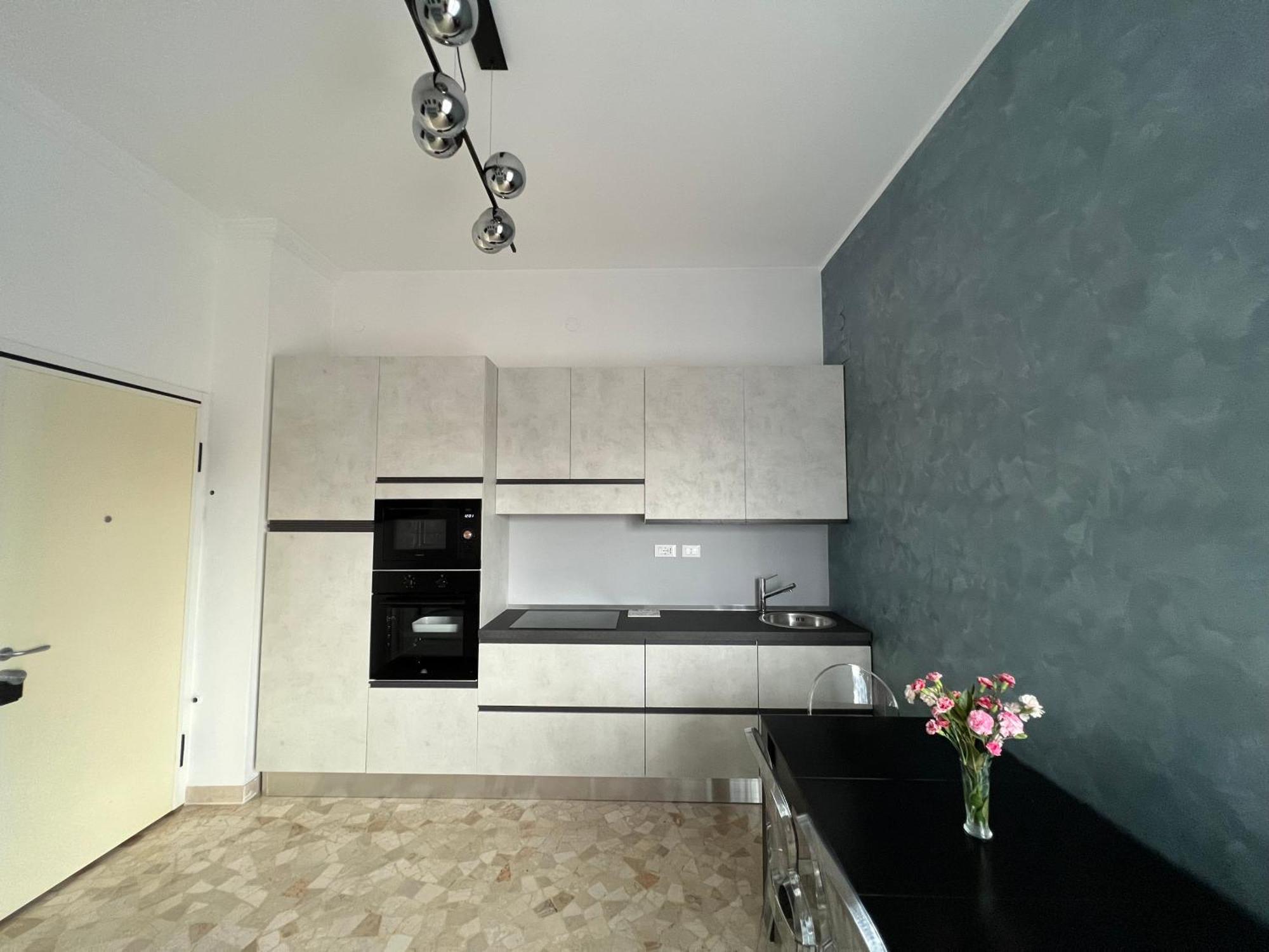 Apartamento Confortevole Zona Bocconi-porta Romana *