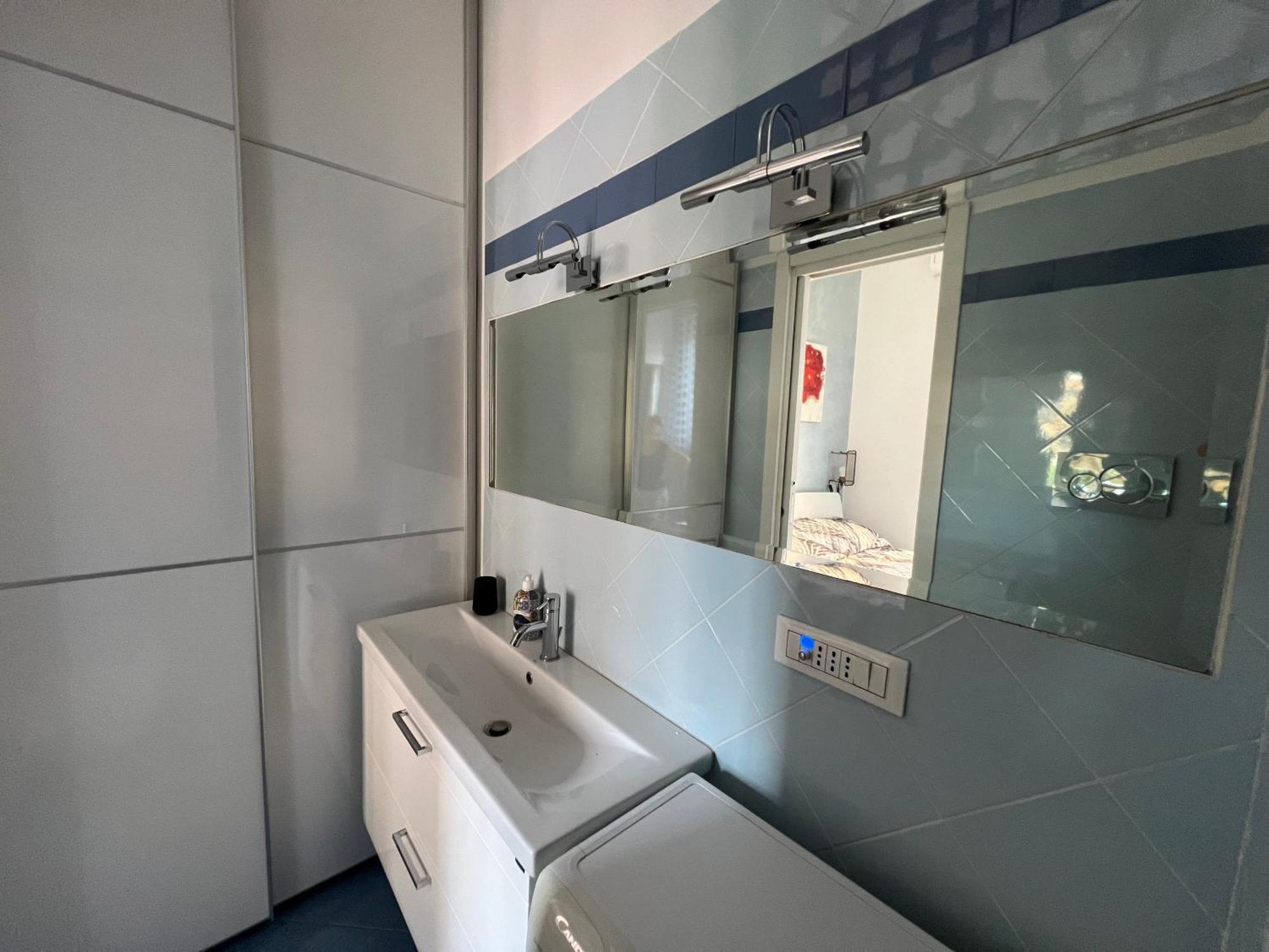 Confortevole Zona Bocconi-porta Romana Apartamento *