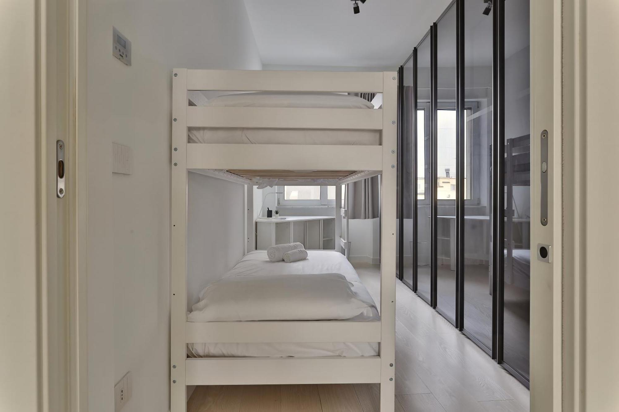 Apartment Joivy Splendid Flat Near The Duomo Milan