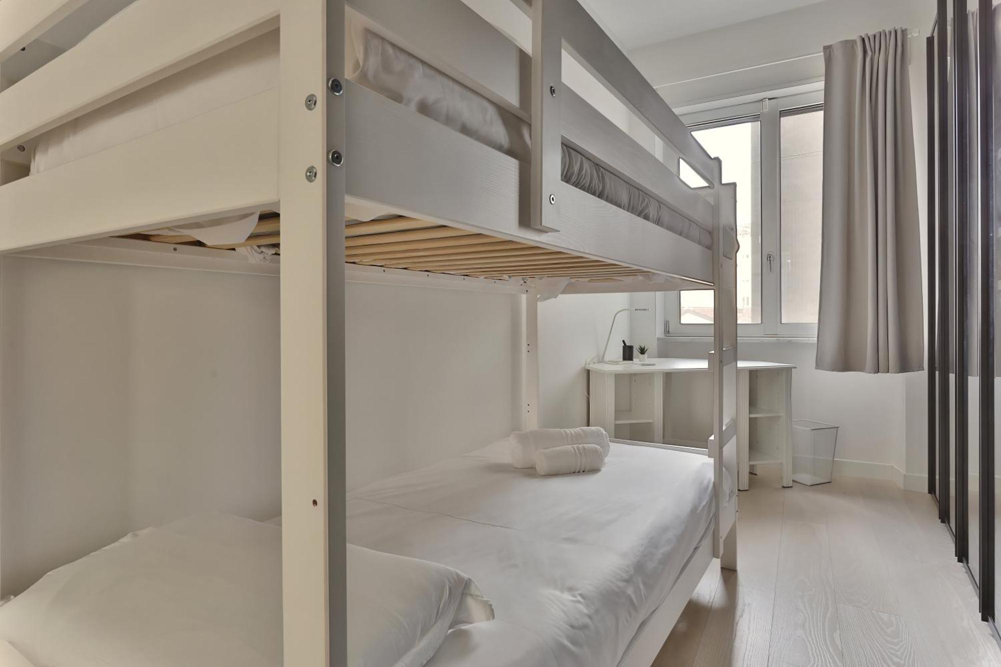 Joivy Splendid Flat Near The Duomo * Milan