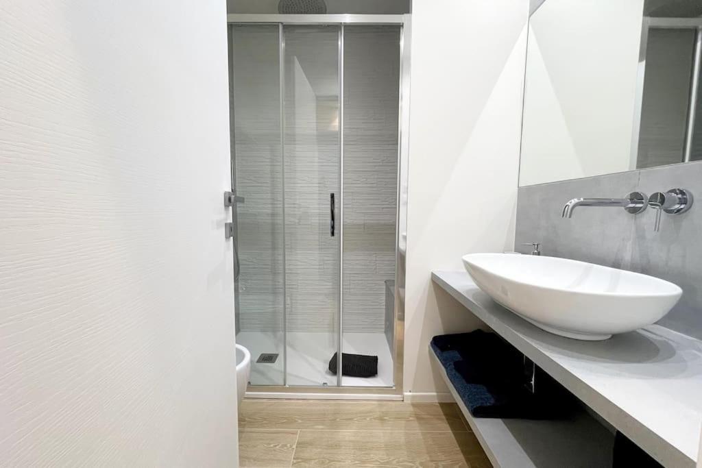 Charlotte House City Center Apartment Milan