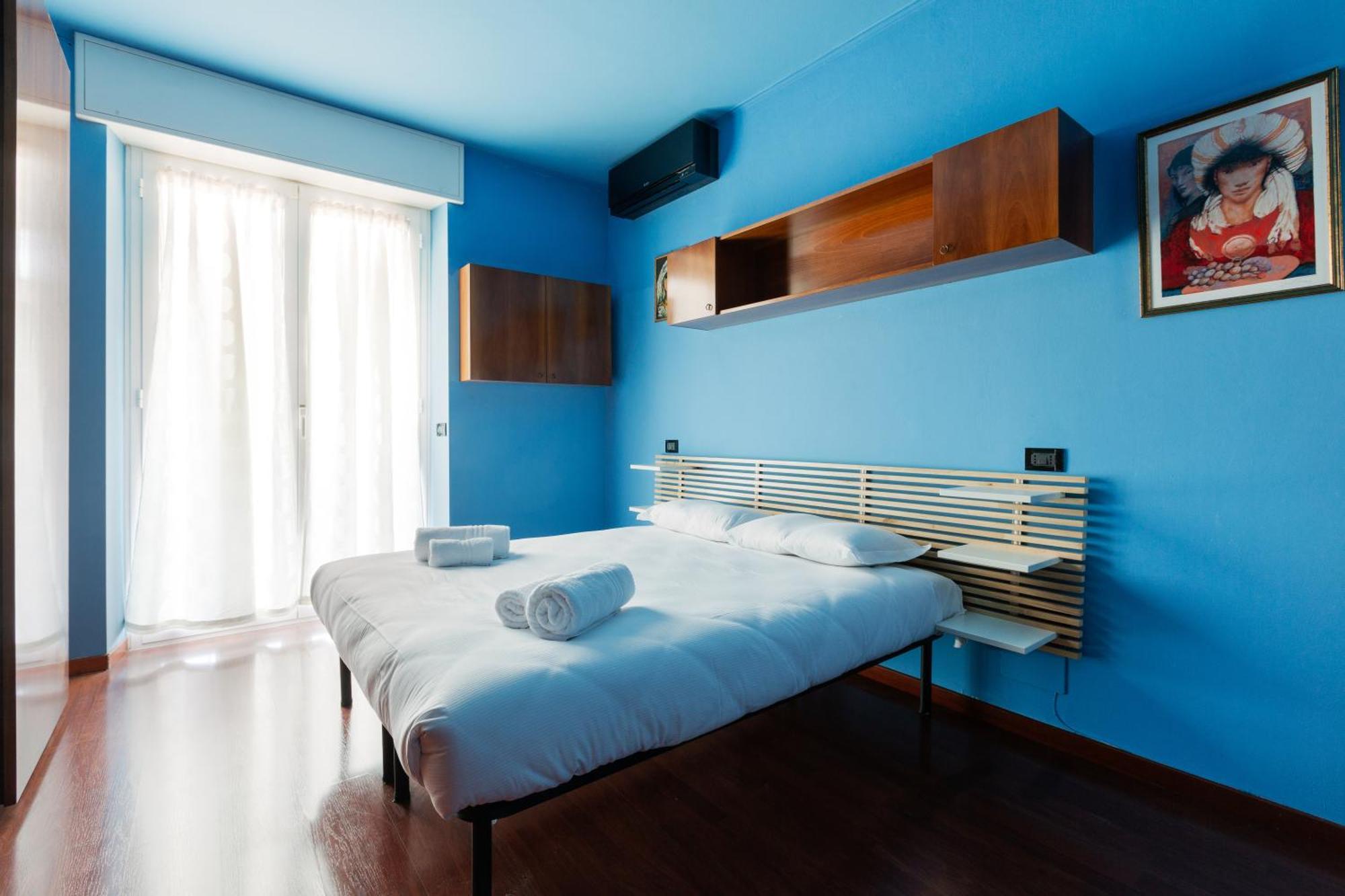 Apartamento Roomy With Balcony! *