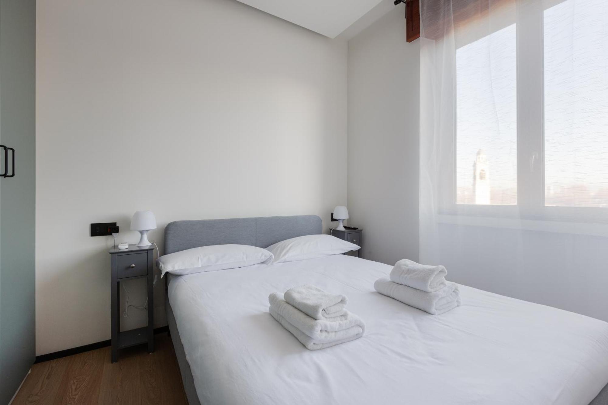 Renovated Apts * Milão