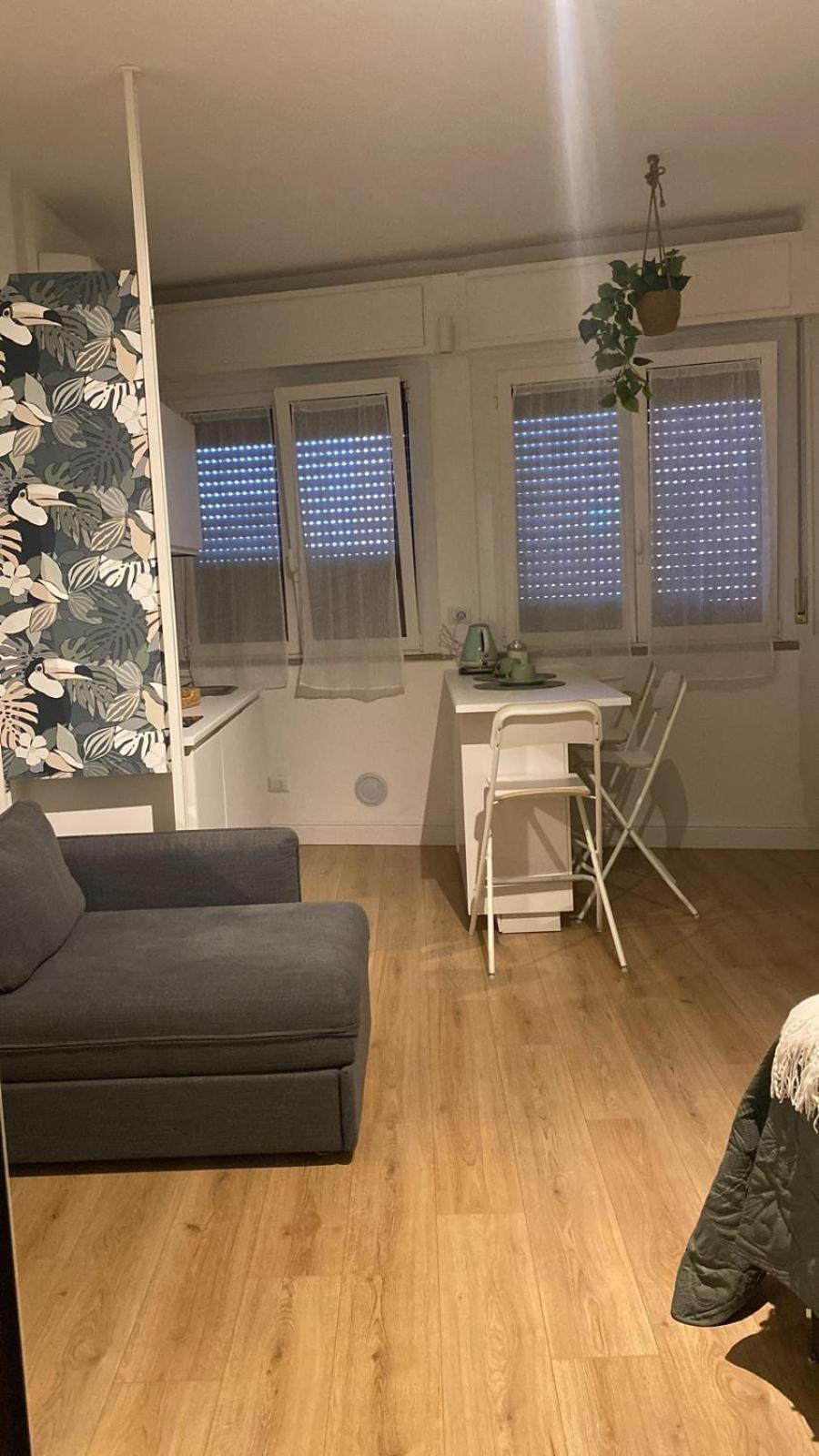Apartamento Design Moderno:monolocale Spazioso Vicino Metro M2
