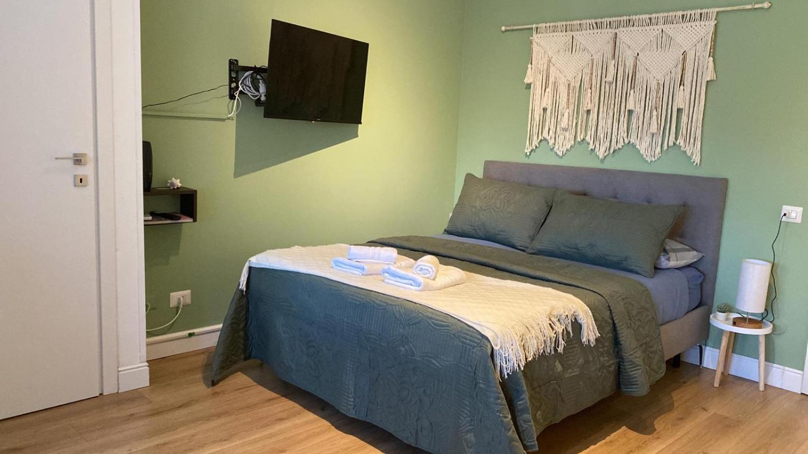 Design Moderno:monolocale Spazioso Vicino Metro M2 Apartamento Milão