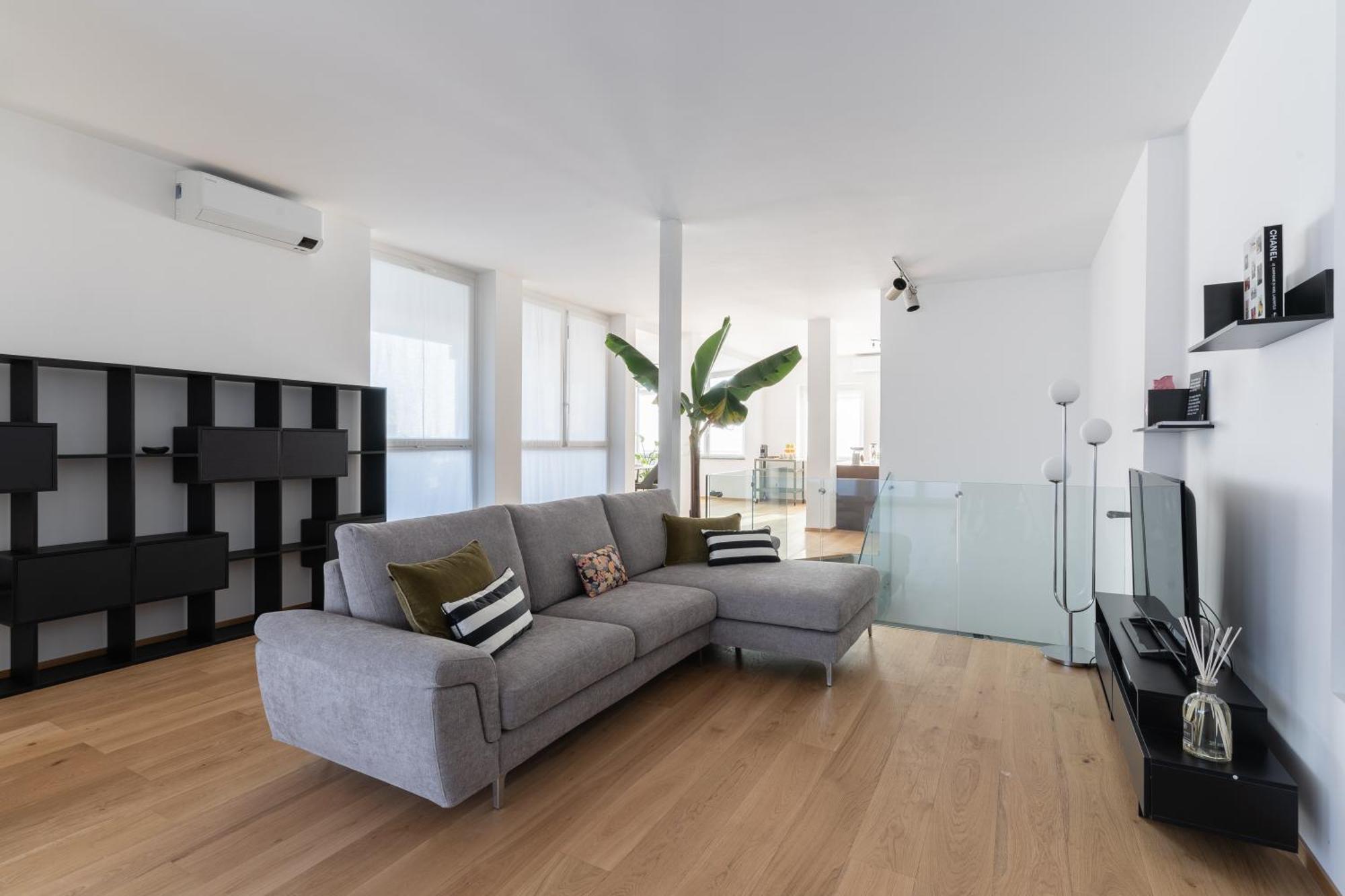 Apartment Bmore San Babila - Luxury Near Duomo *