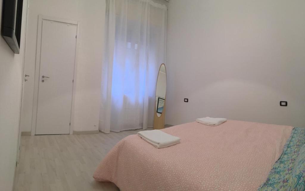 Apartamento With Parking Close To The Metro Milão