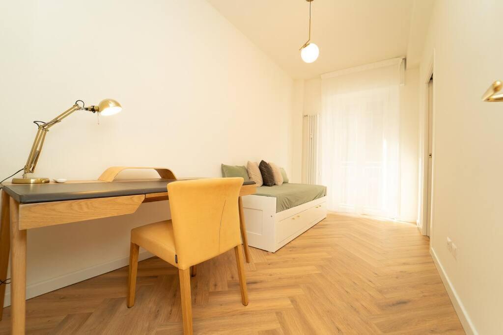 Apartment Esclusivo Con 2 Da Letto Milan