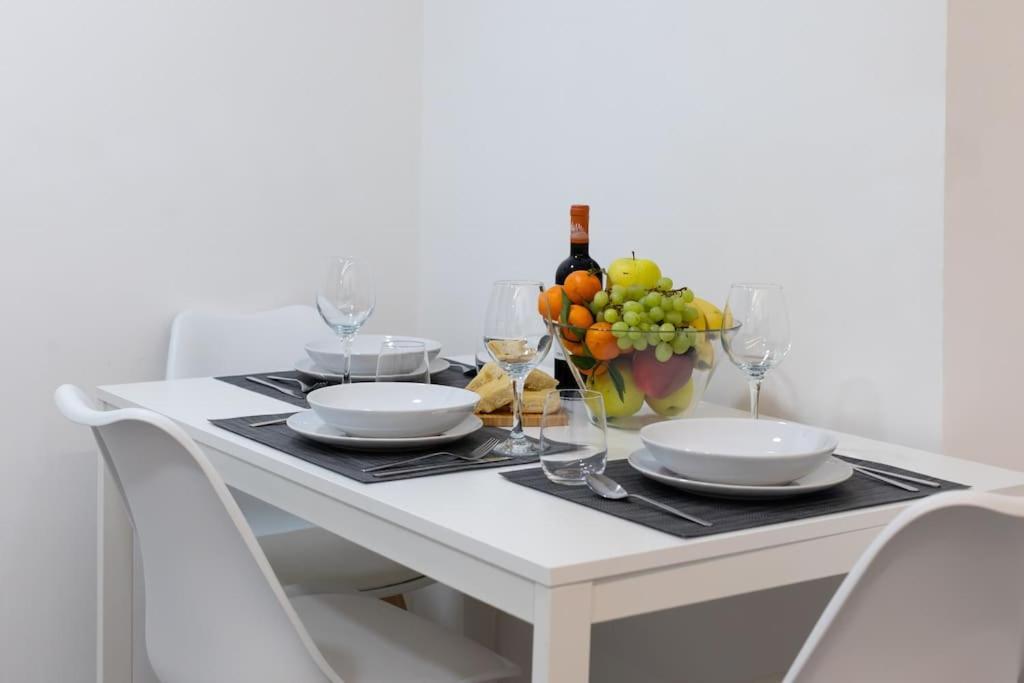 Three-suite With Free Netflix And Fast Wifi Apartamento Milão