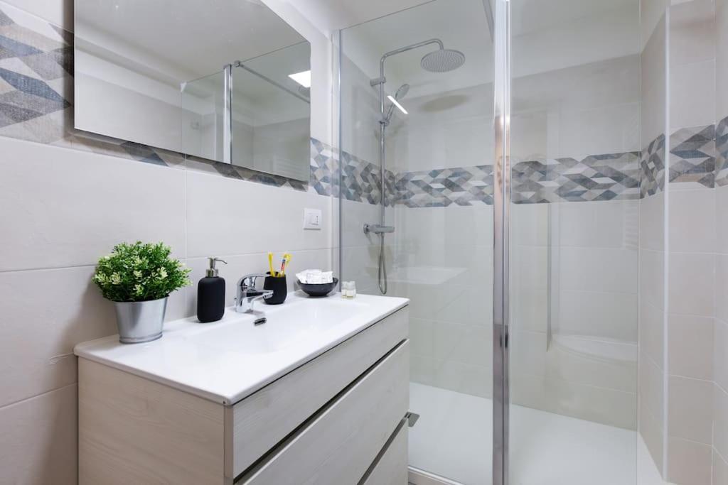 Three-suite With Free Netflix And Fast Wifi Apartamento *