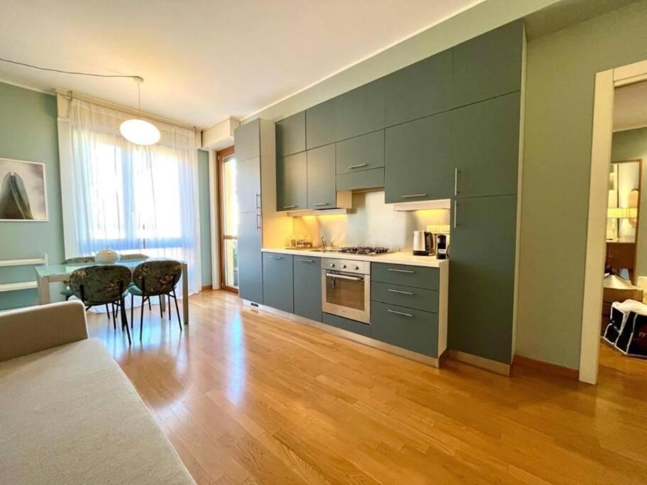 Maison Bleue- Romantic Flat,apt Near M1 -duomo 2 Fermate -centro Milan