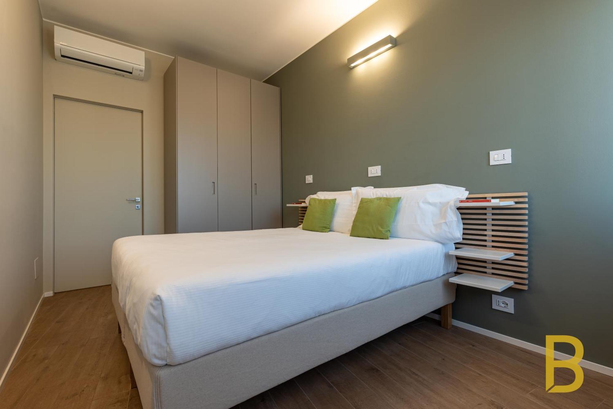 Apartment Beplace In Primaticcio Milan
