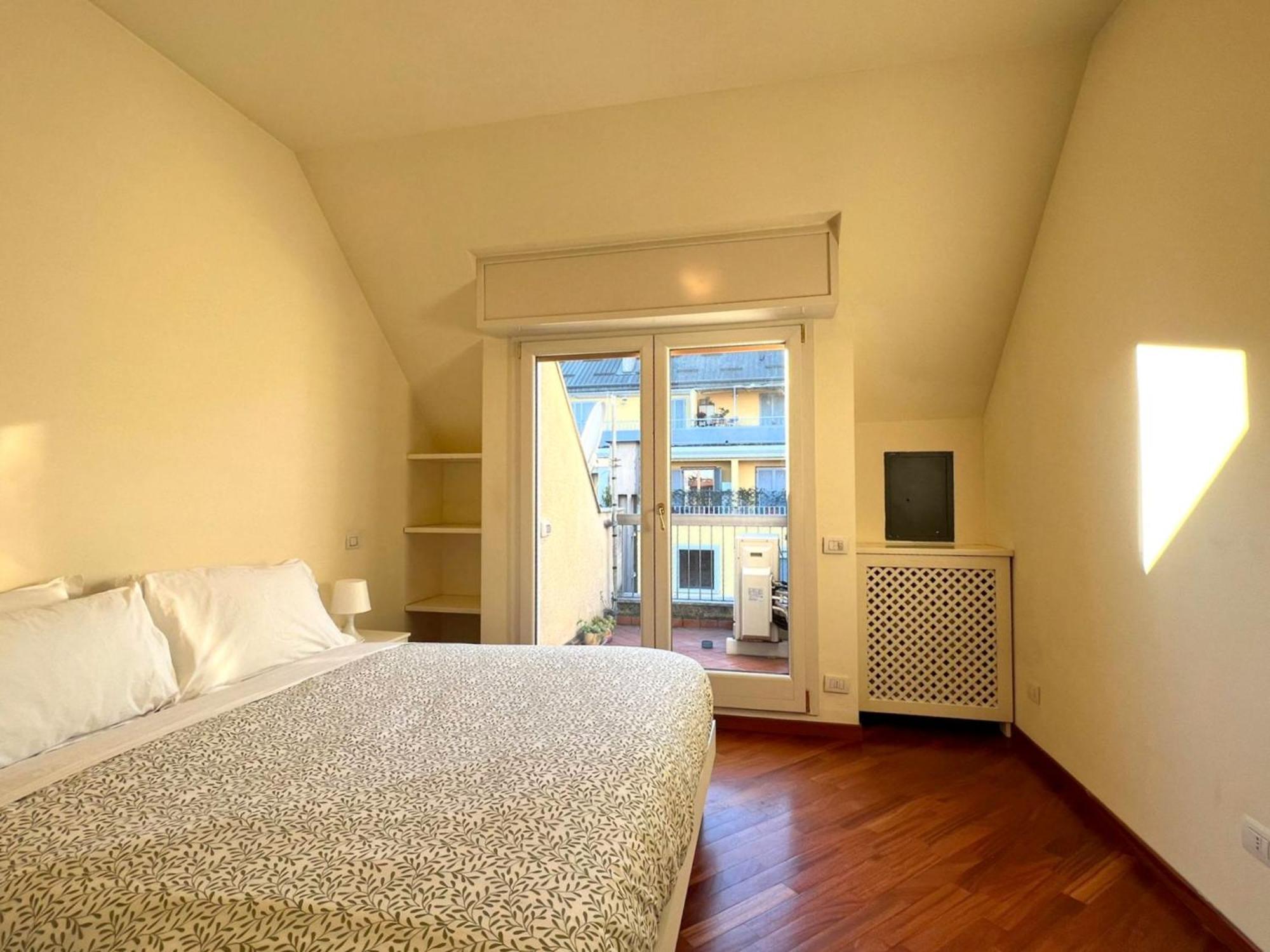 Accomodo Mip45 Porta Vittoria Apartamento