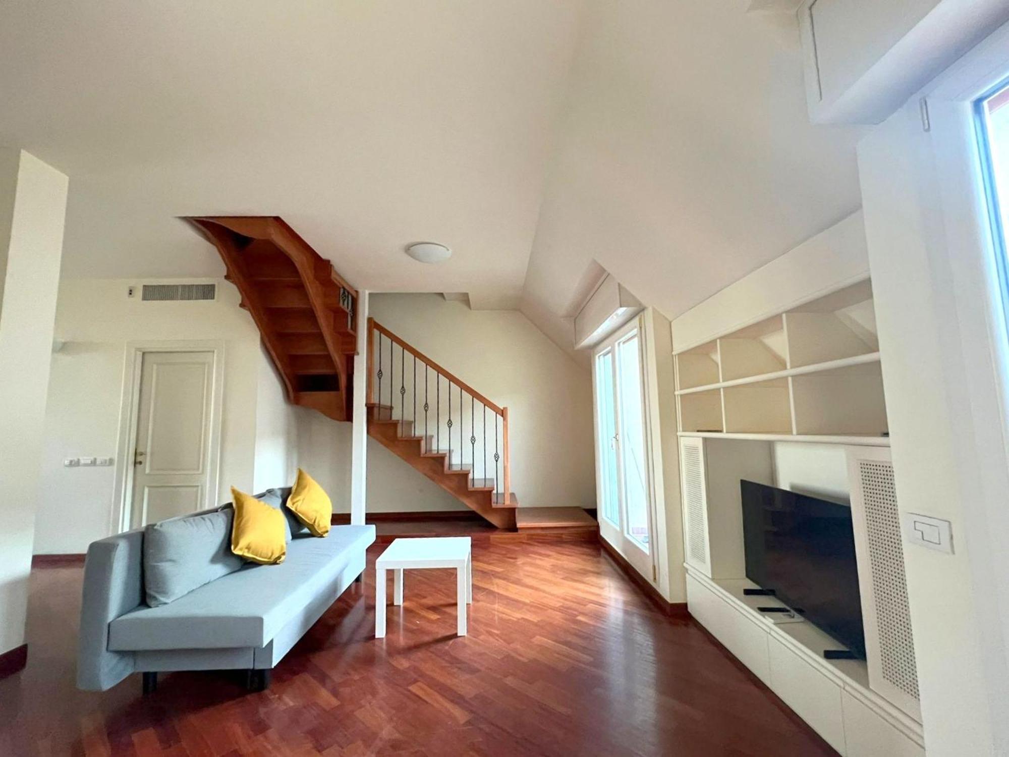 Accomodo Mip45 Porta Vittoria Apartamento