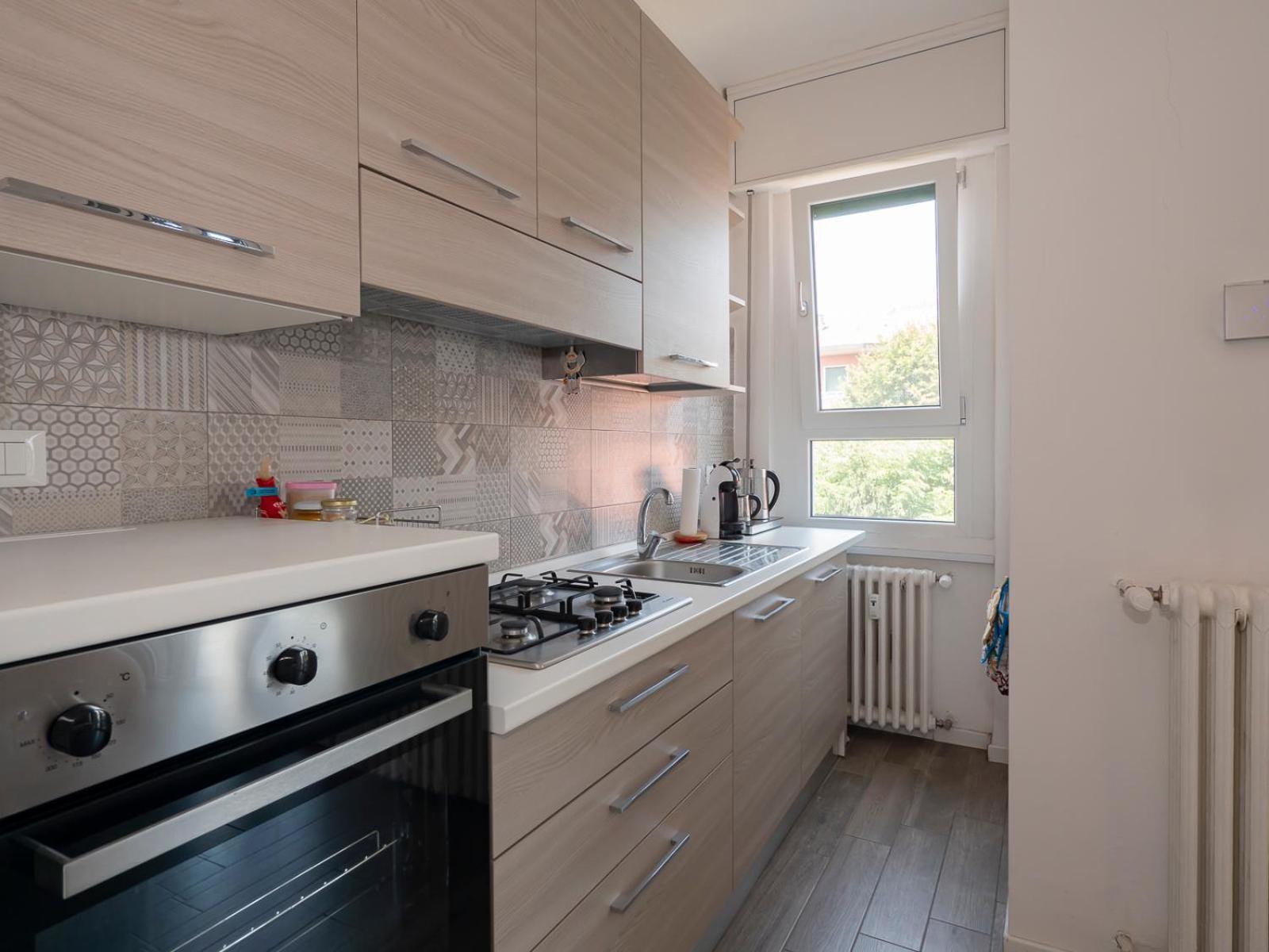 Raffinato Ed Elegante Bilocale - Lorenteggio Metropolitana M4 Apartment