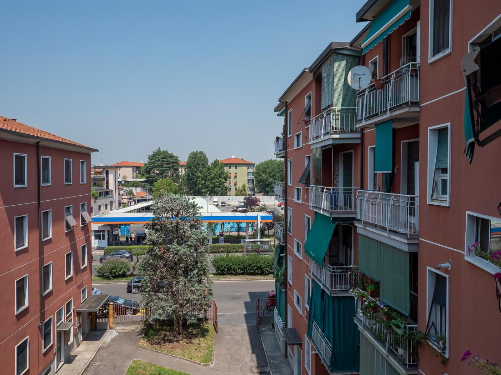 Raffinato Ed Elegante Bilocale - Lorenteggio Metropolitana M4
