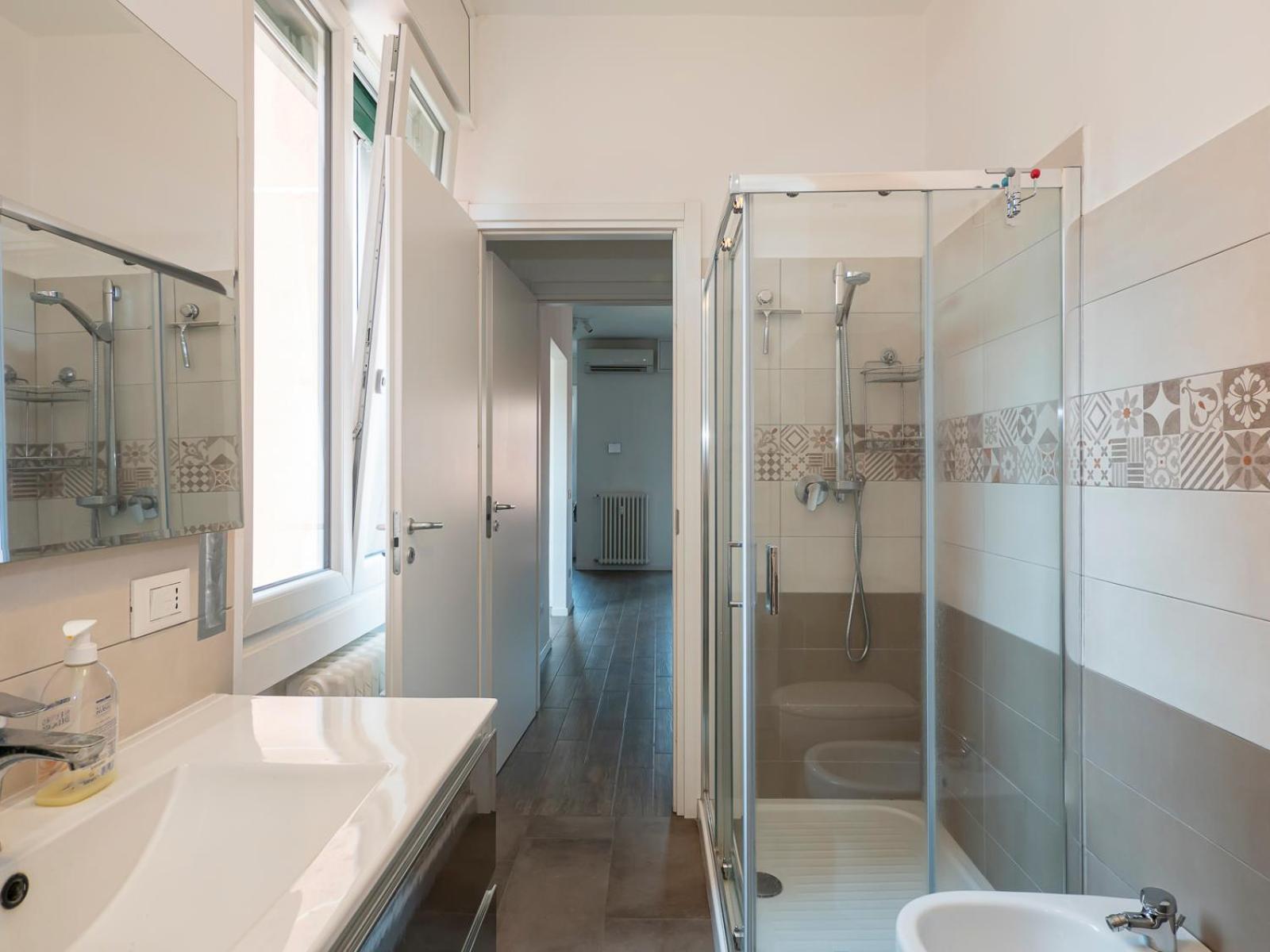 Raffinato Ed Elegante Bilocale - Lorenteggio Metropolitana M4