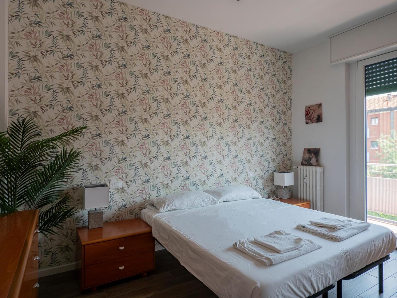 Raffinato Ed Elegante Bilocale - Lorenteggio Metropolitana M4 Apartment *