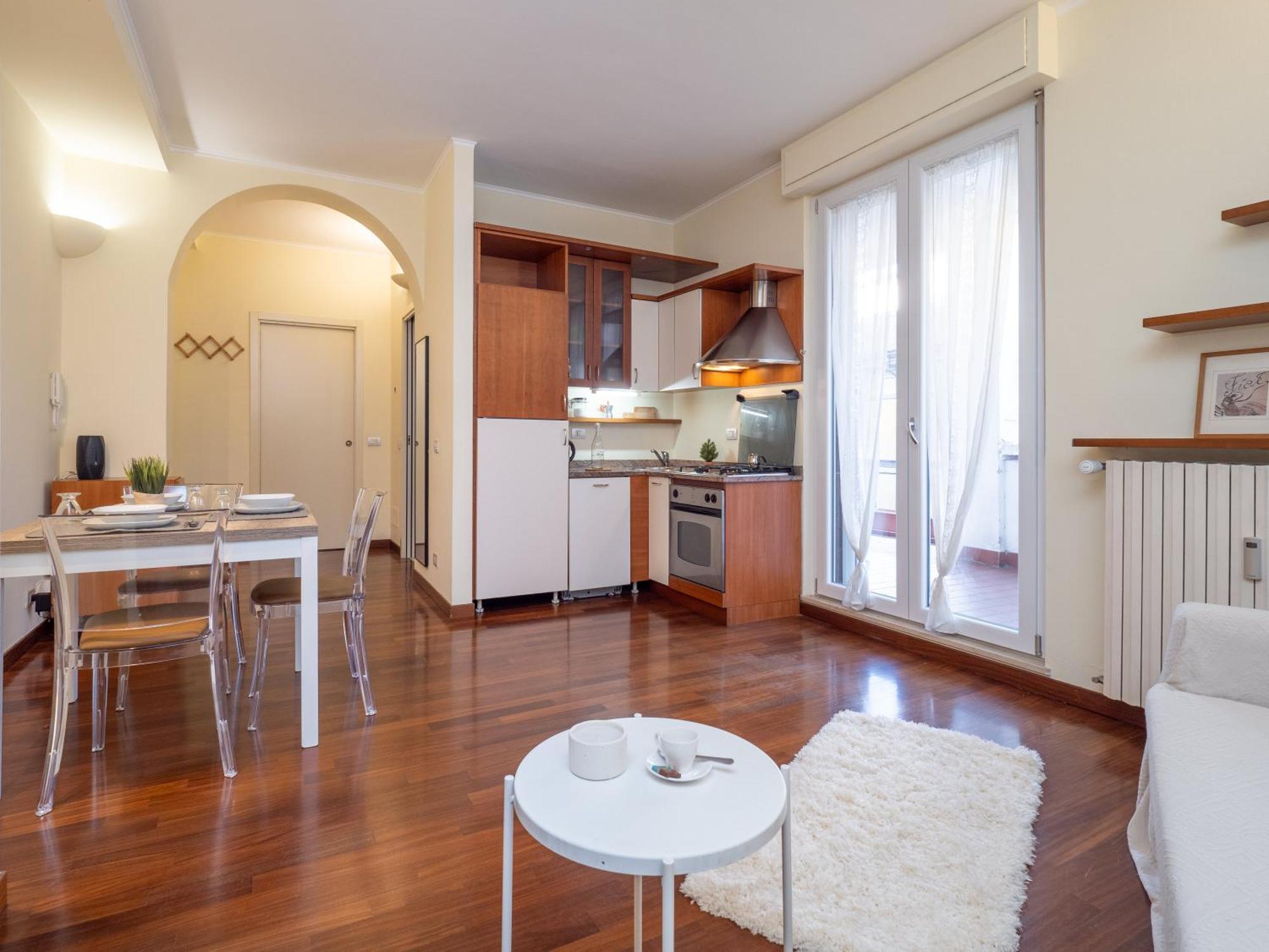Flat In Center With Terrace, Near Garibaldi Fs Apartment