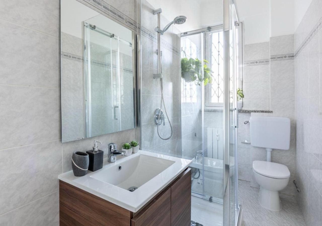 Apartamento City Life - Fiera Strategic Flat - A/c & Wi-fi Milão