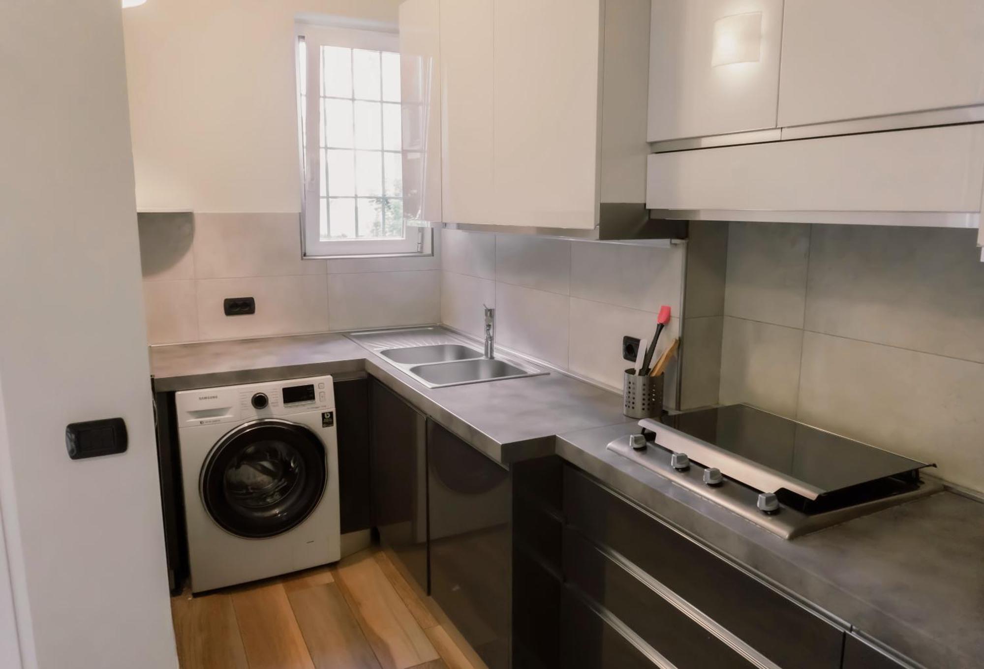 Prestigioso In Zona Tortona - Solari Apartamento