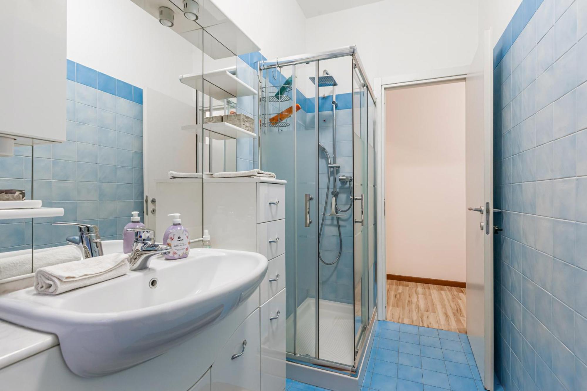 Affori Centro Metro Con Camera E Cucina Apartamento Milão