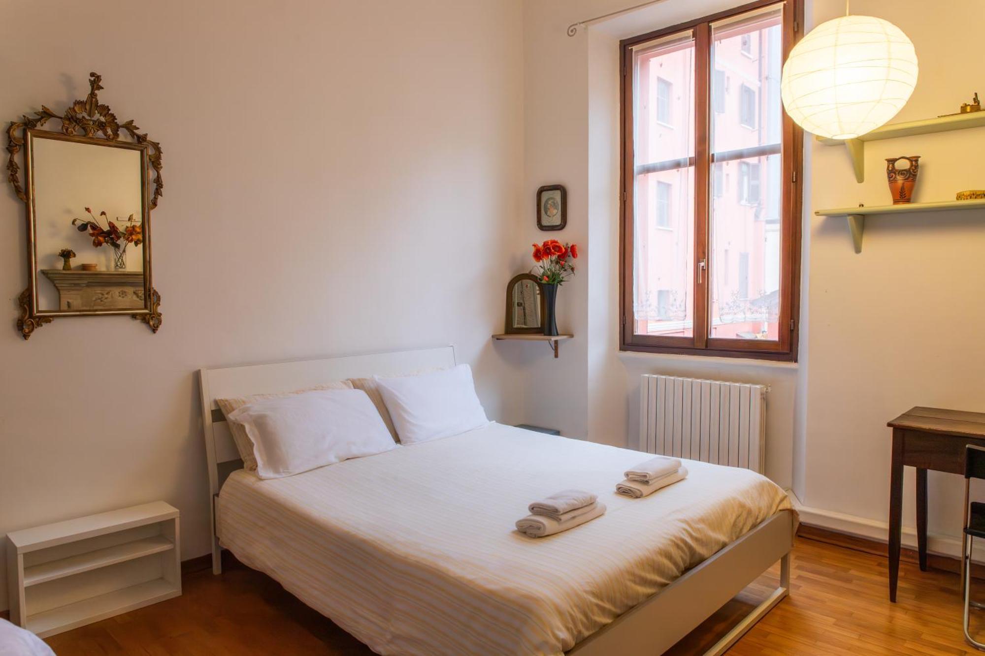 Central Station And Duomo - Spacious Loft Apartment Milan