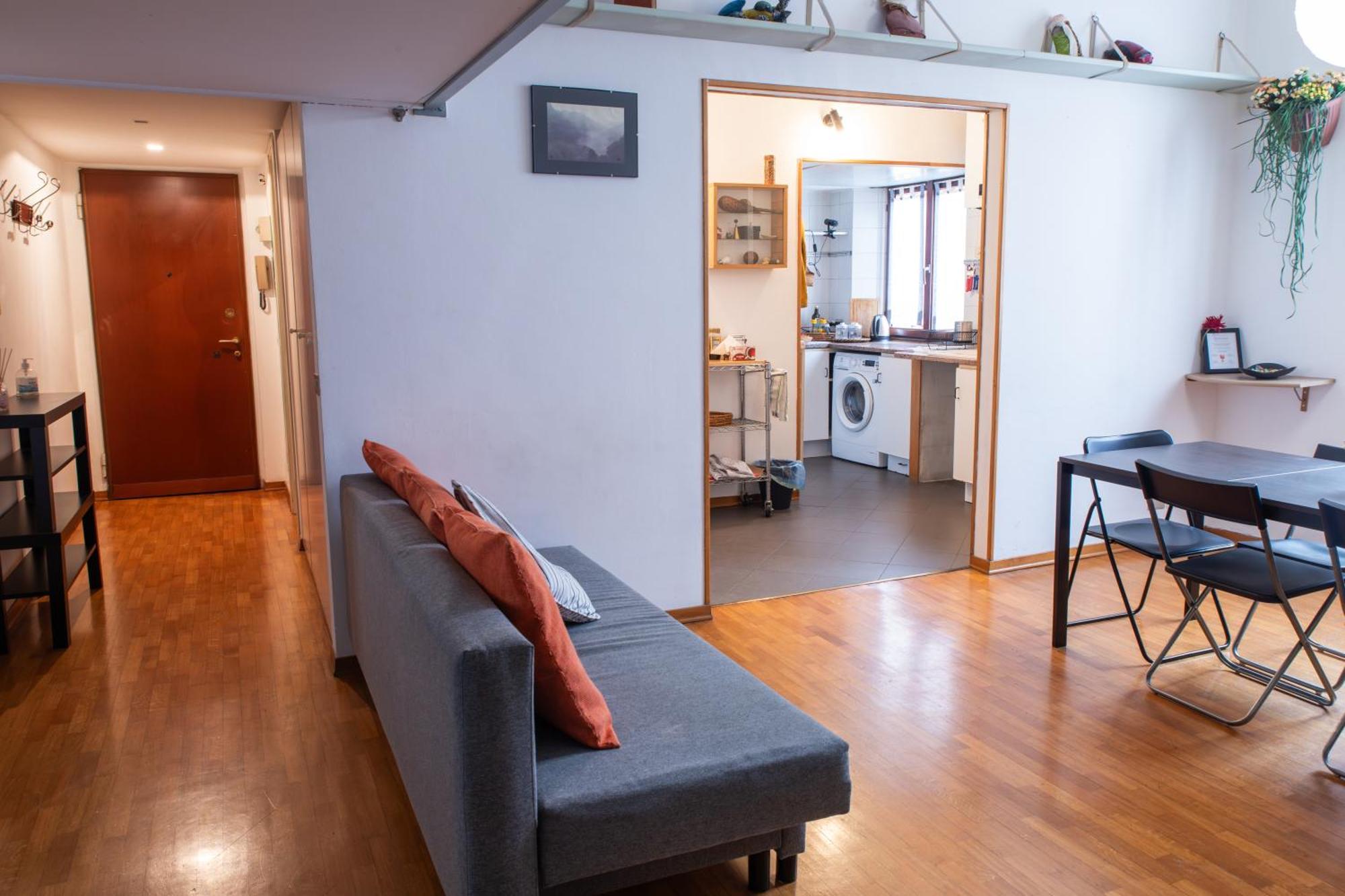Central Station And Duomo - Spacious Loft Apartment Milan