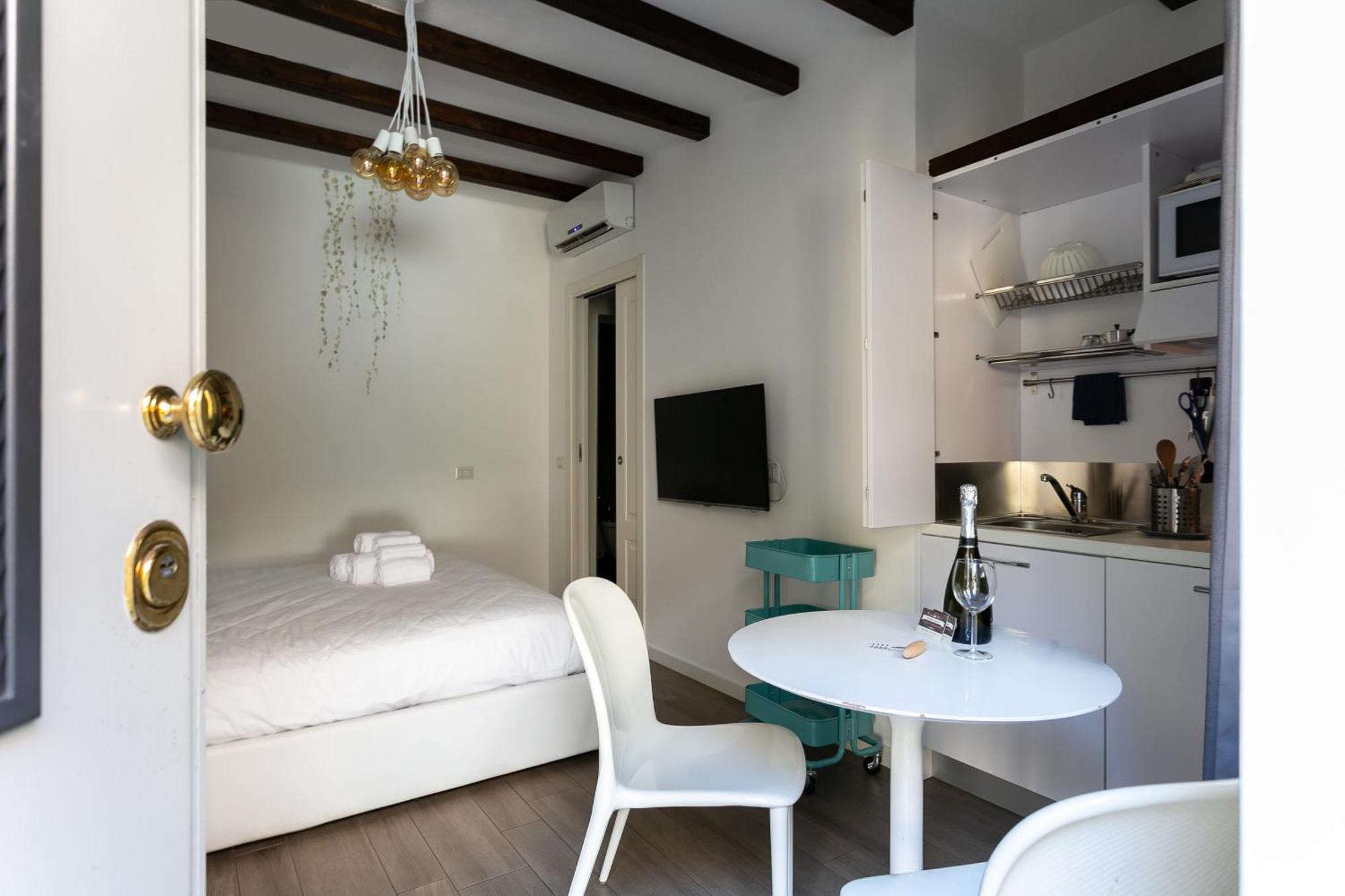 Apartment S Agostino - Porta Genova *