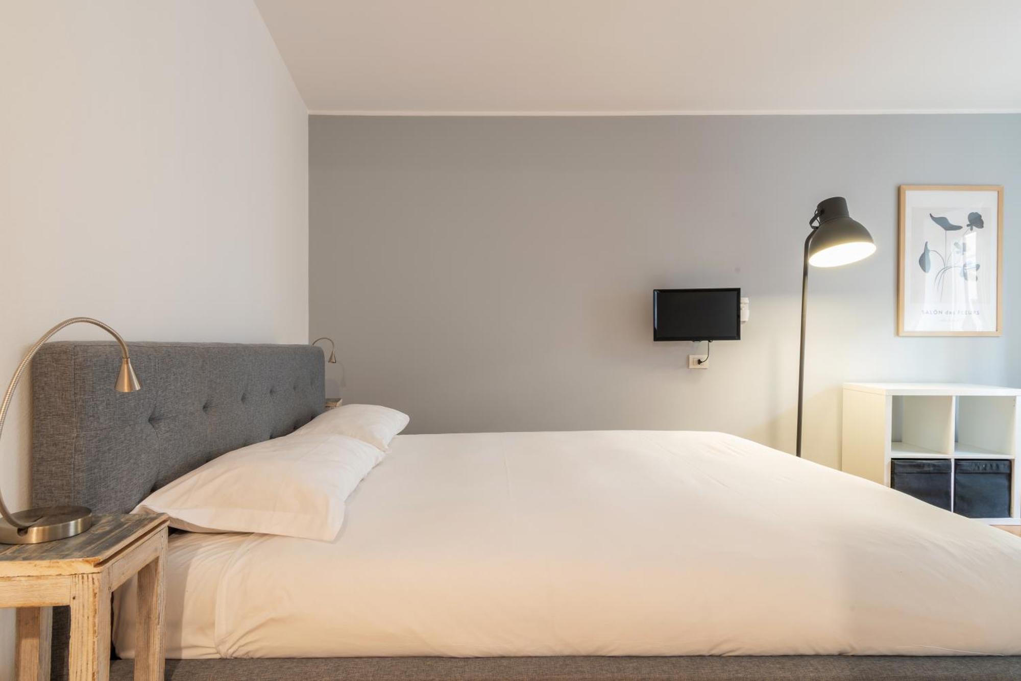 Easyhomes - Spiga Milan