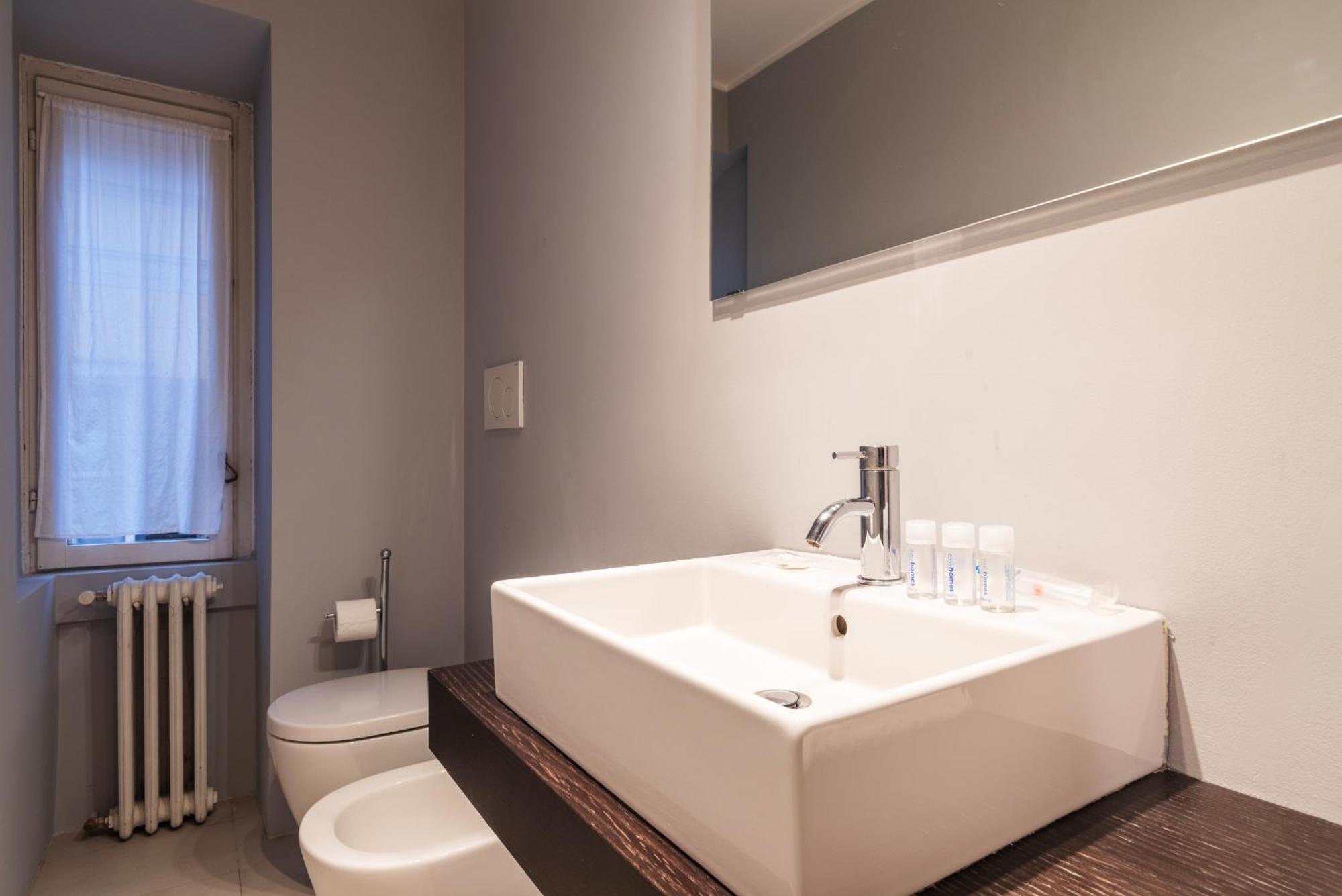 Easyhomes - Spiga Milan