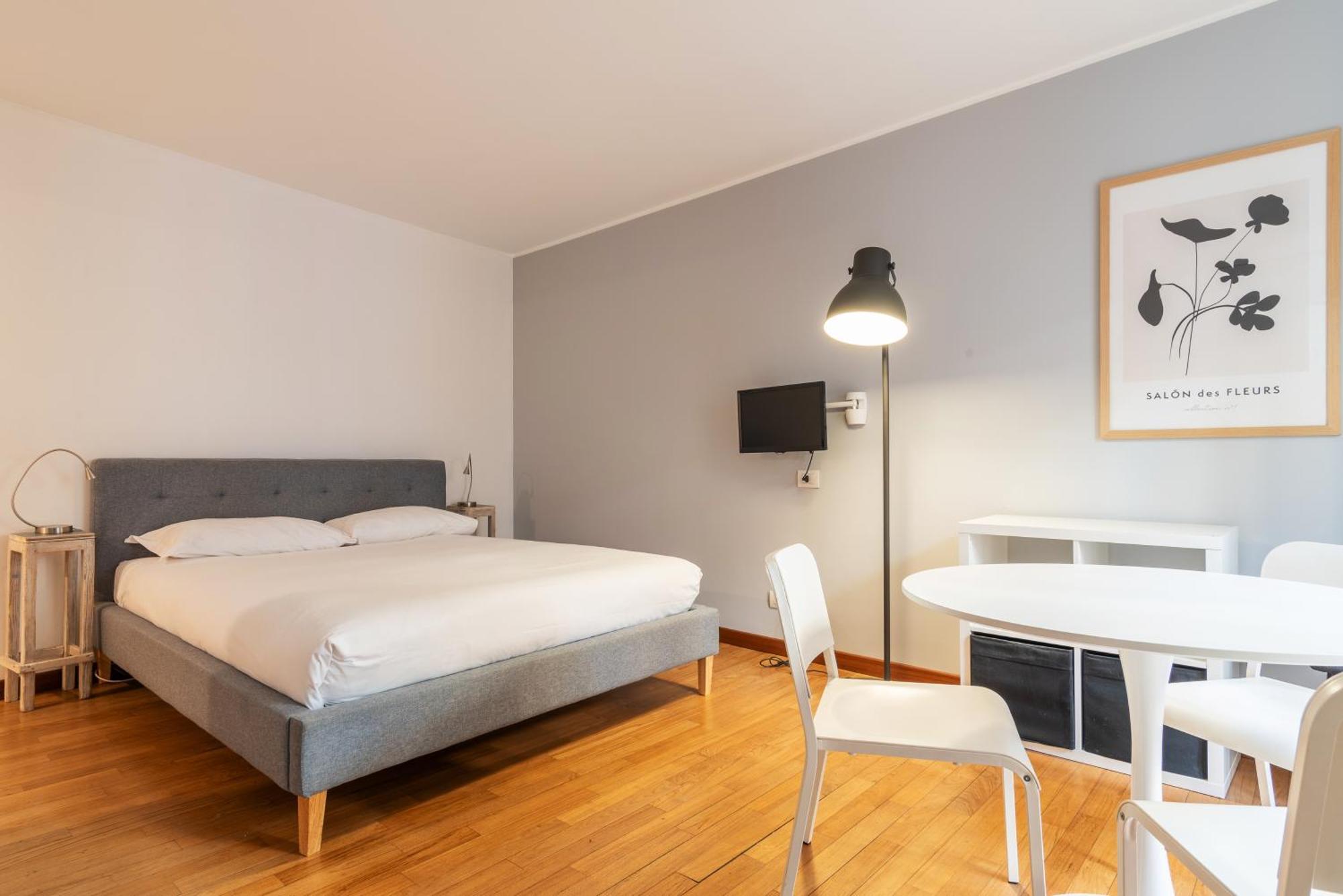 Easyhomes - Spiga Apartment Milan