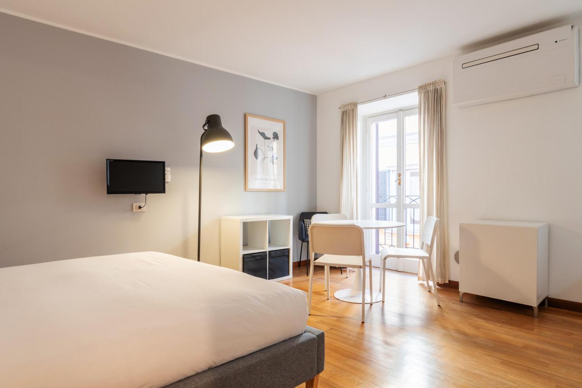 Apartment Easyhomes - Spiga Milan