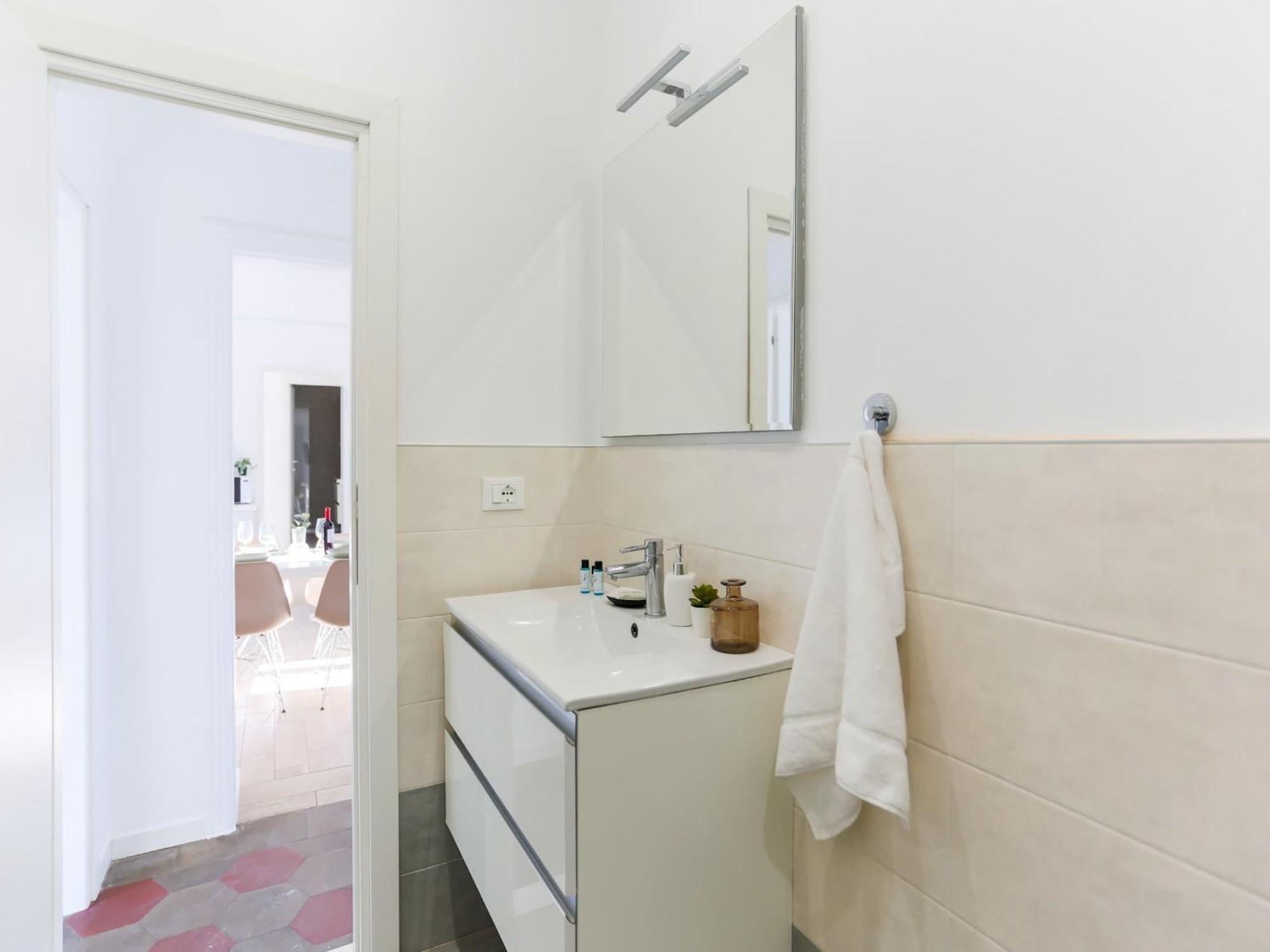 Apartment The Rent - Spacious Two Bedrooms In Porta Romana