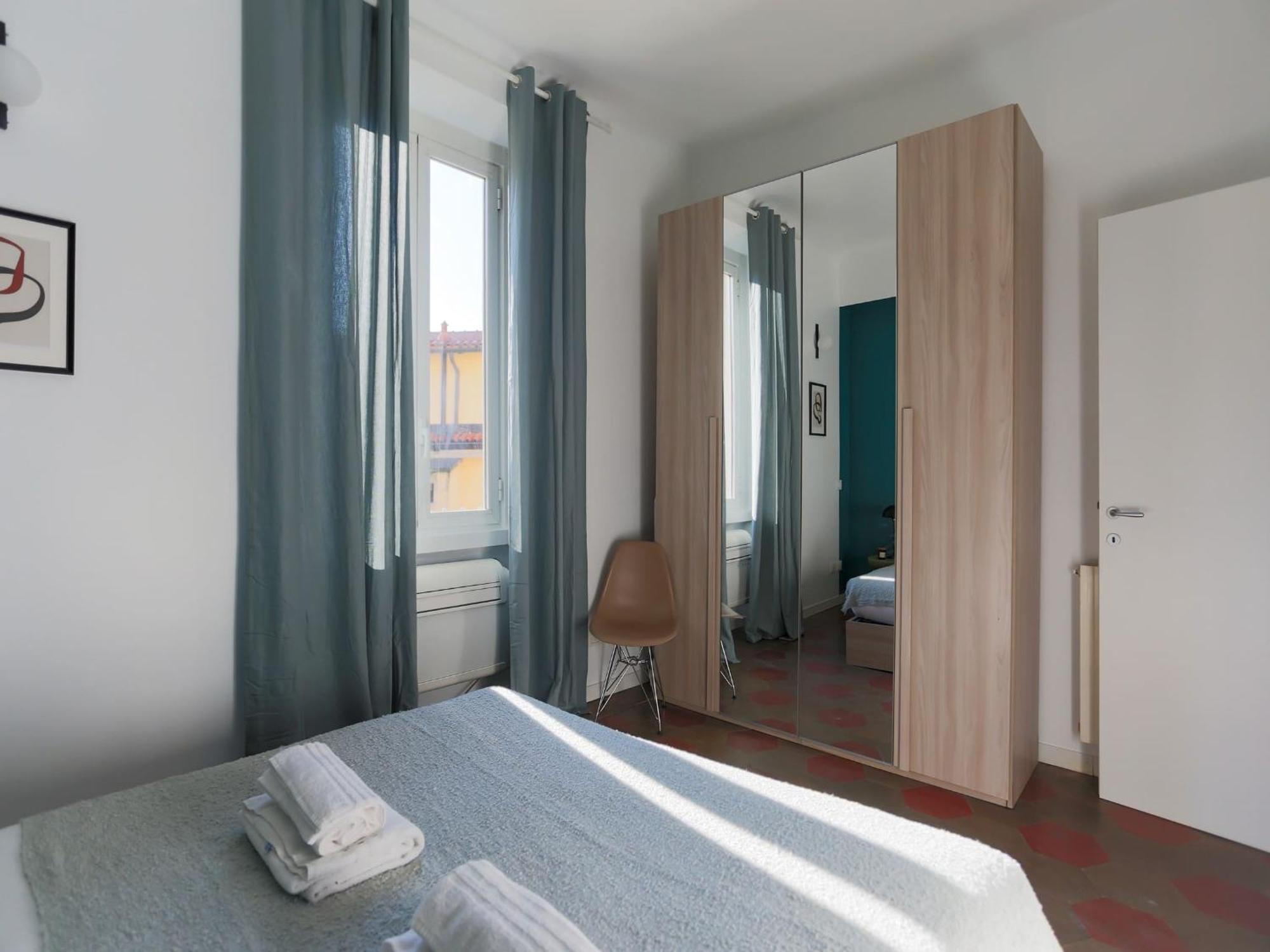 The Rent - Spacious Two Bedrooms In Porta Romana Apartment *